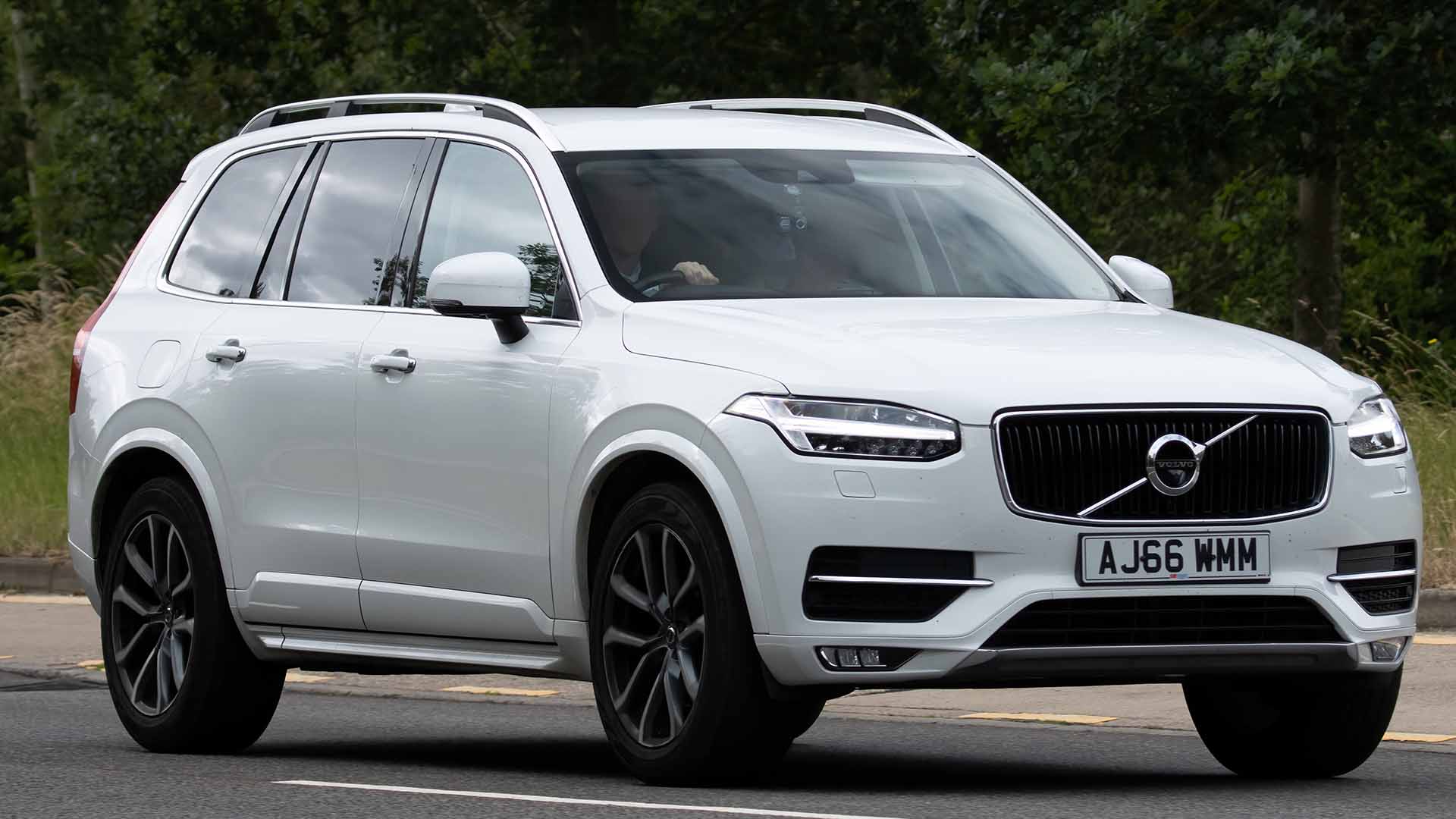 Untitled 1 Banner 0003 Volvo White Three